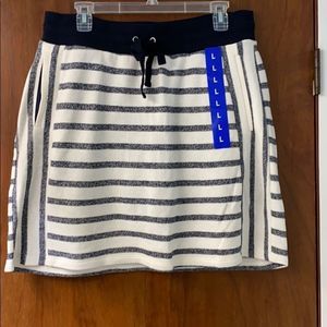 Jones New York Navy Blue Stripe Skort
